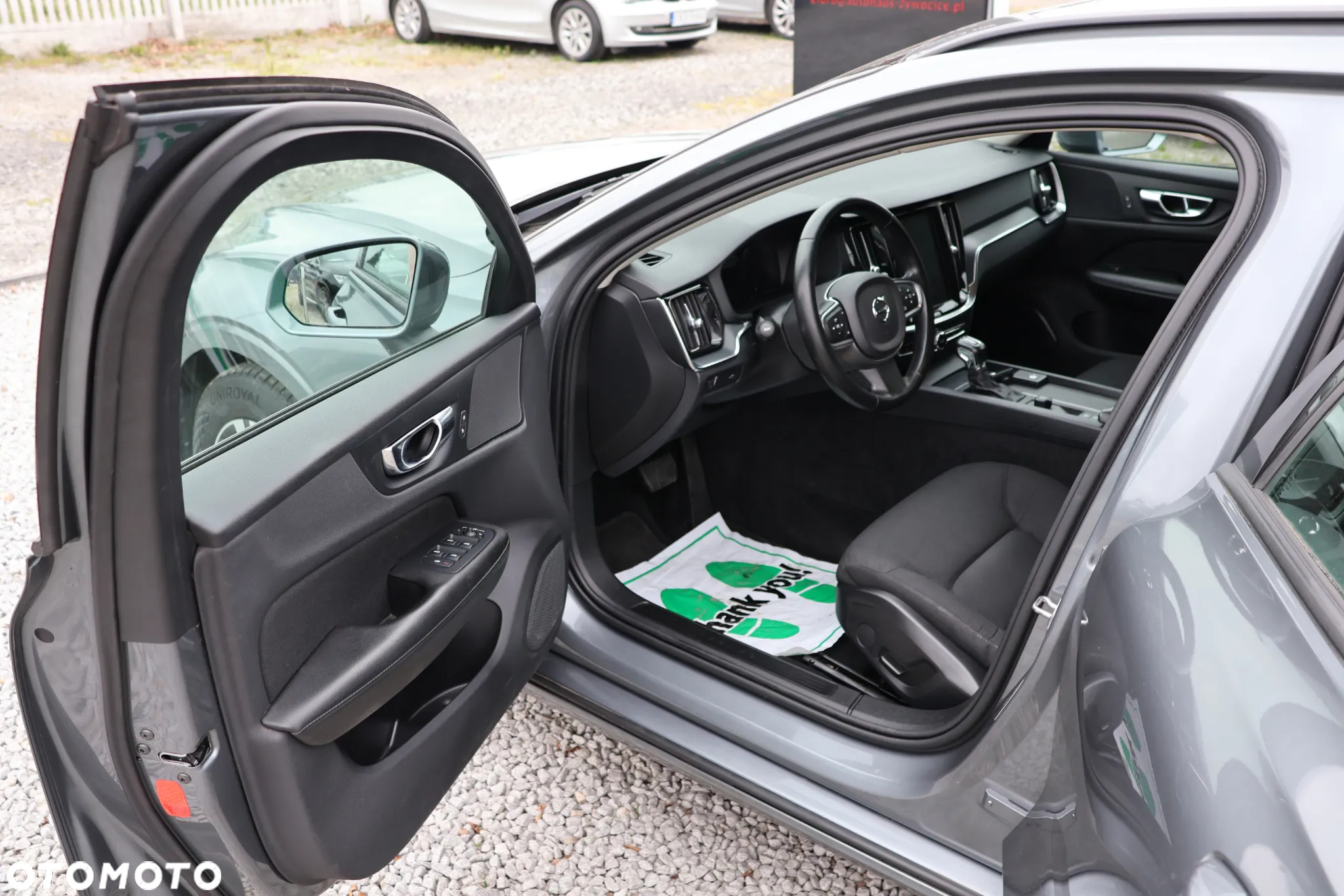 Volvo V60 D3 Momentum Pro - 8