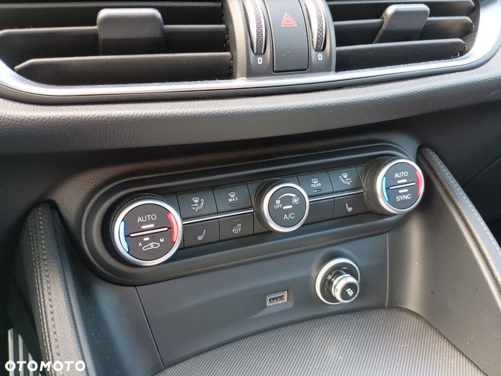Alfa Romeo Stelvio 2.0 Turbo Competizione Q4 - 29
