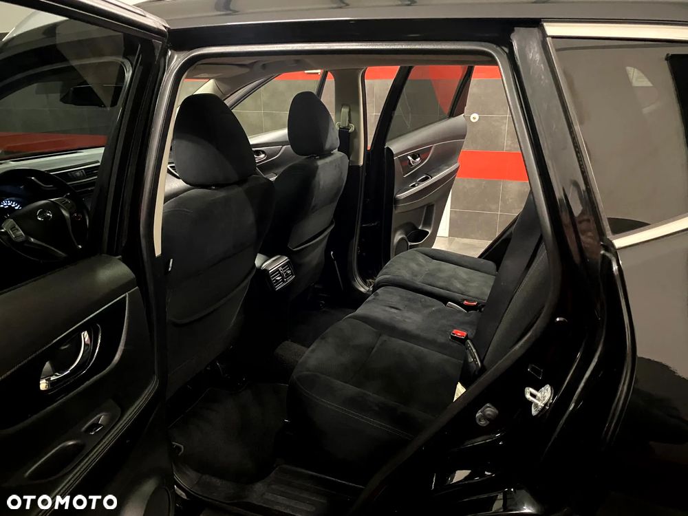 Nissan X-Trail 1.6 DIG-T Tekna - 24