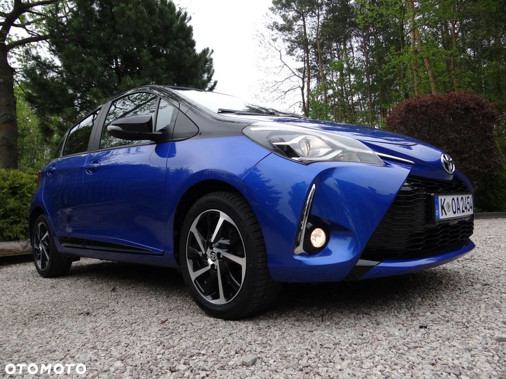Toyota Yaris 1.5 Premium - 9