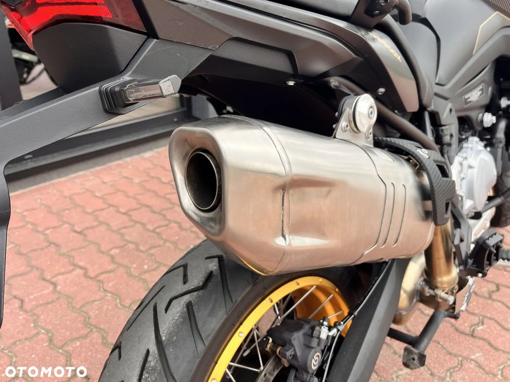 VOGE 900DSX - 8