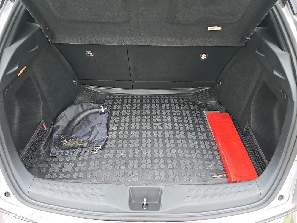 Toyota C-HR 1.2 T Premium - 27