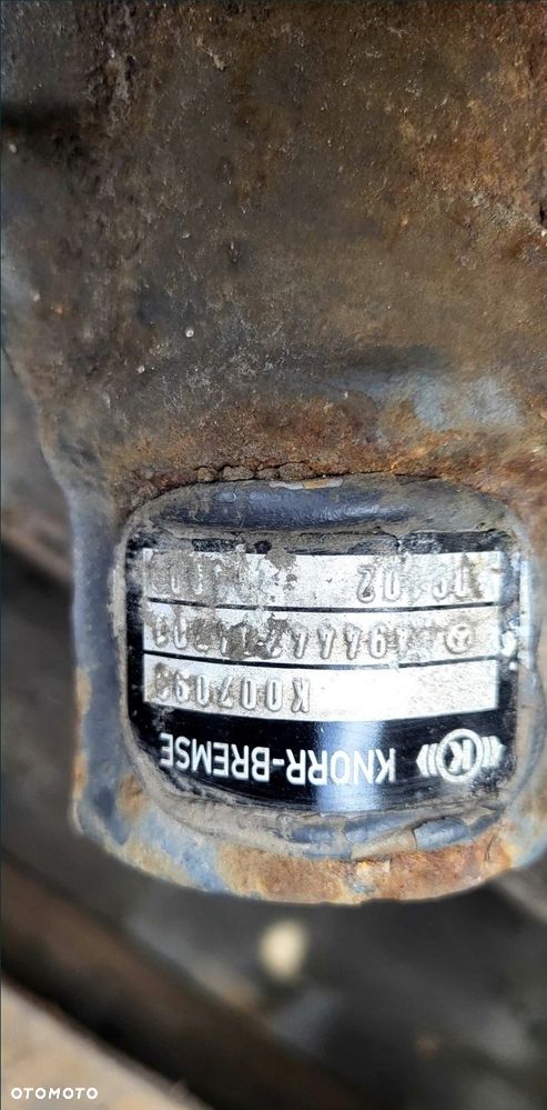 Zacisk Mercedes Econic  Ekonik 2010 - 1