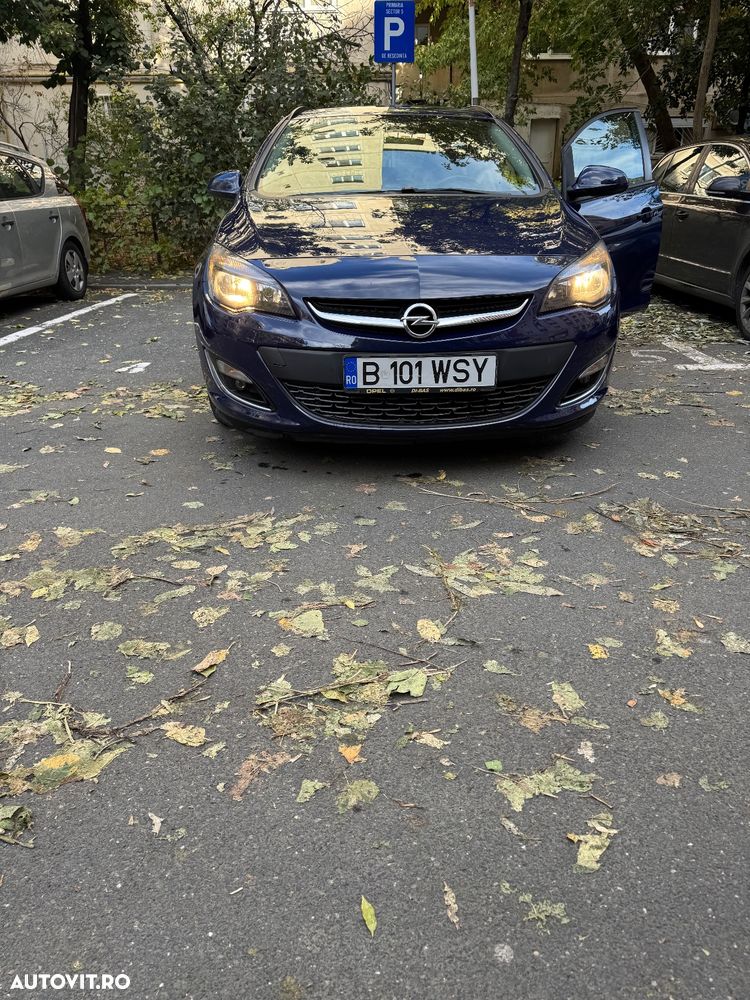 Opel Astra Sports Tourer 1.7 CDTI ECOTEC Enjoy - 1