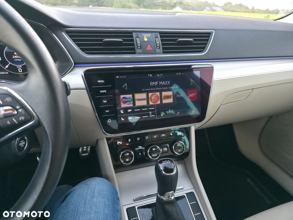 Skoda Superb 2.0 TDI SCR L&K DSG - 13