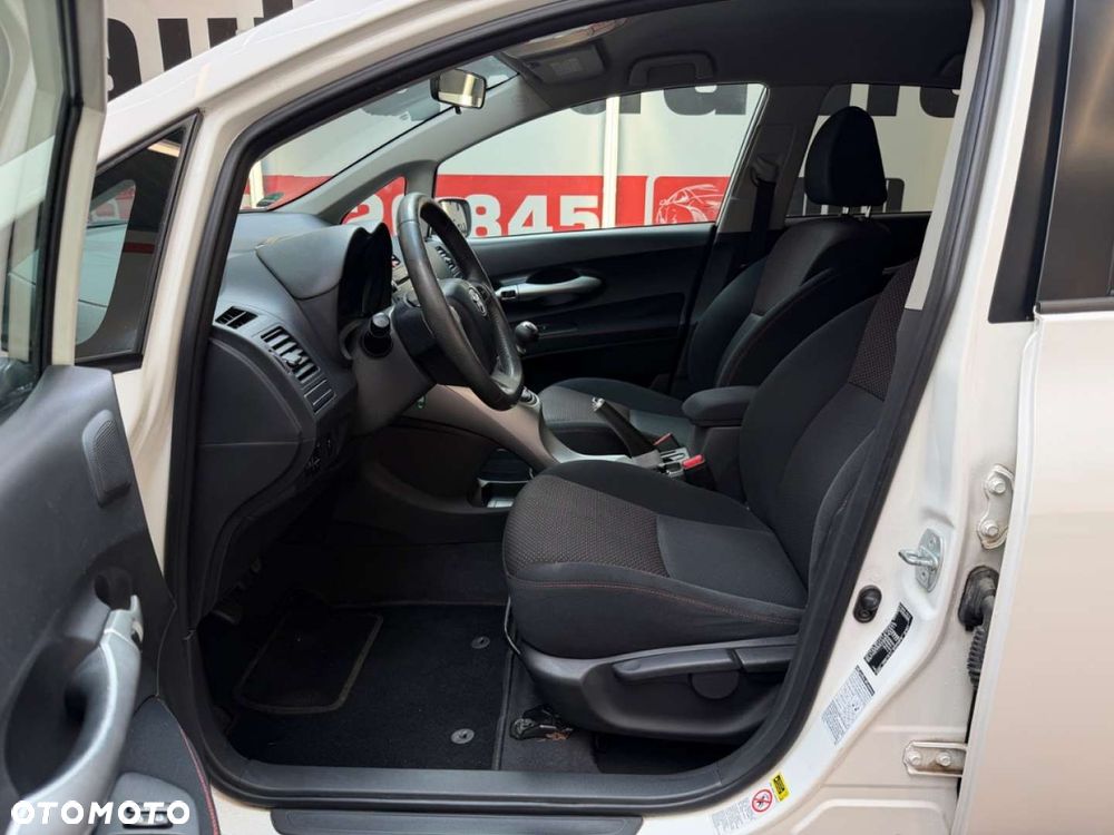Toyota Auris - 20