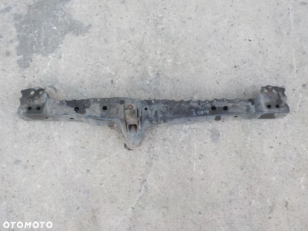 TOYOTA AURIS II BELKA POD CHŁODNICE