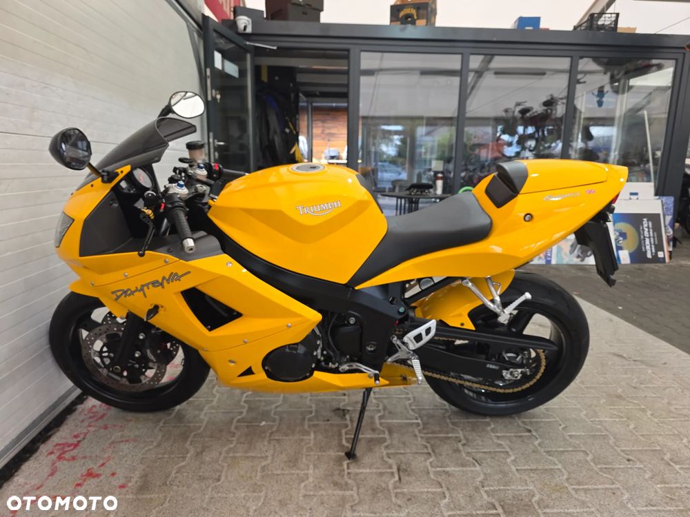 Triumph Daytona - 21