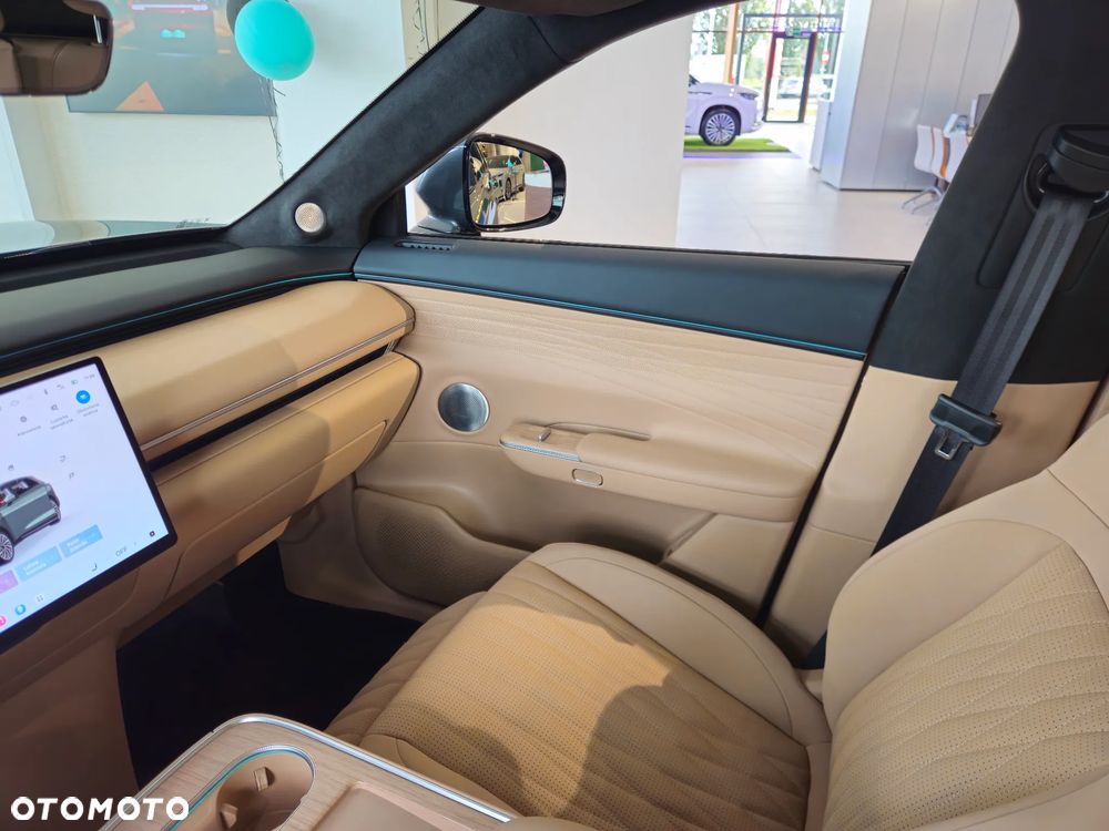 Exlantix ET 100kWh Premium AWD - 23
