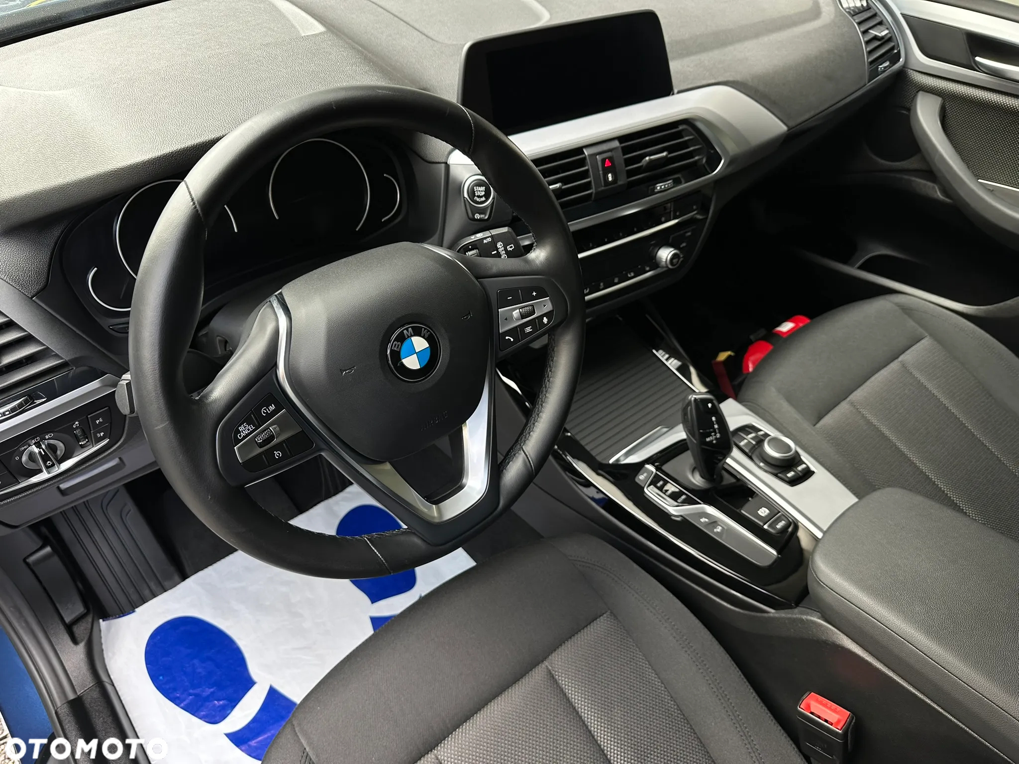 BMW X3 xDrive30i Advantage sport - 22