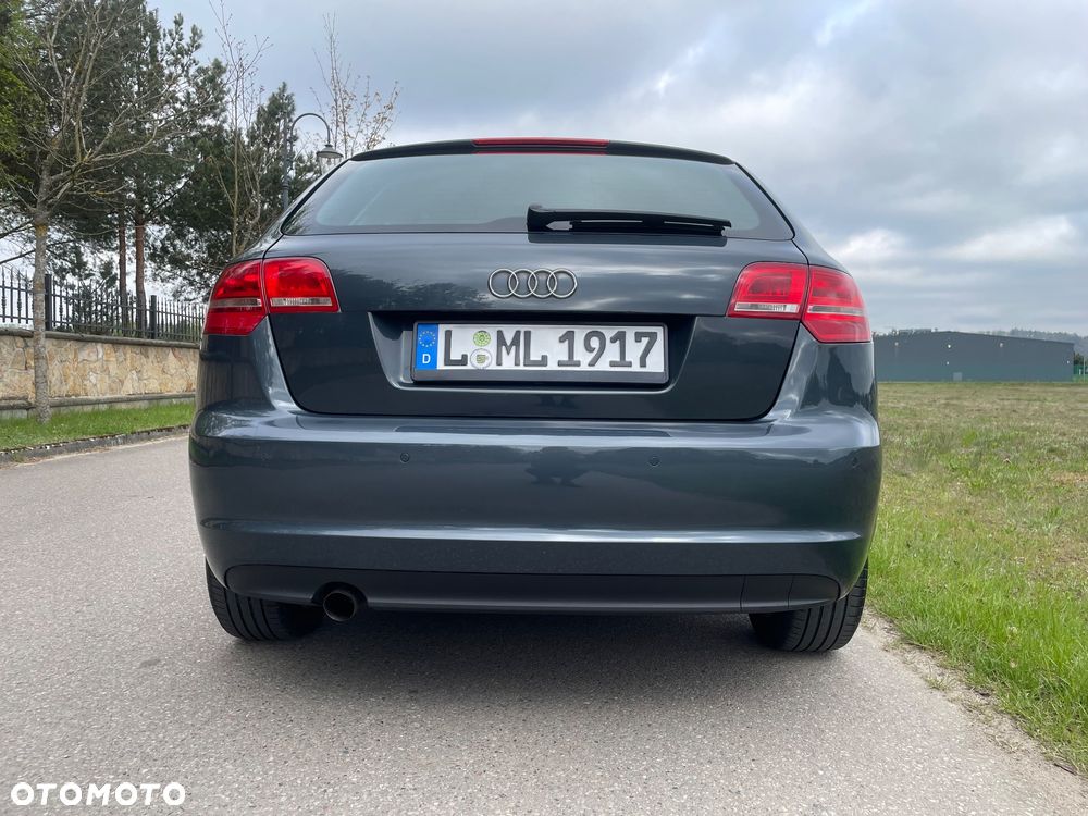 Audi A3 Sportback 2.0 TDI DPF (DSG) S tronic Attraction - 6