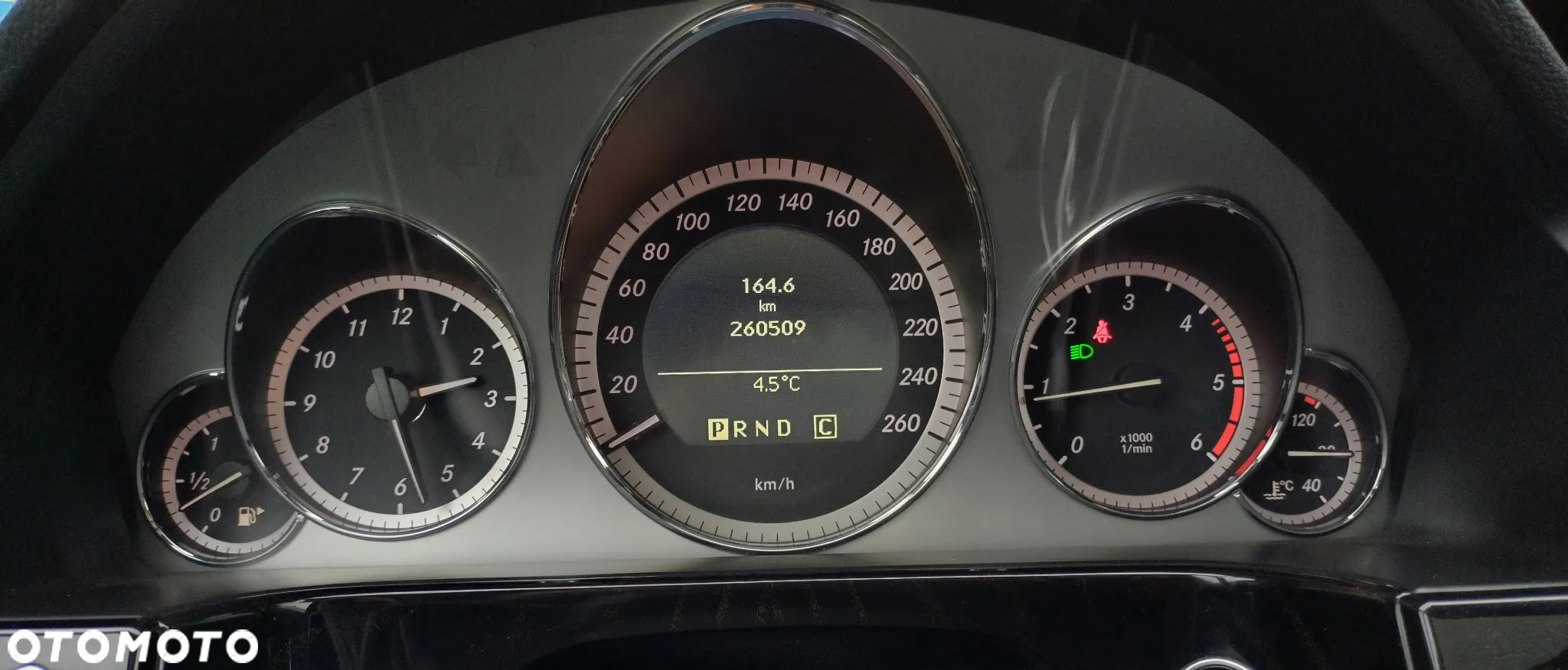 Mercedes-Benz Klasa E - 17