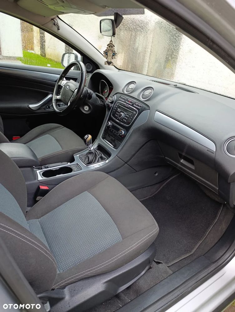 Ford Mondeo 1.6 TDCi ECOnetic Start-Stopp Ambiente - 5