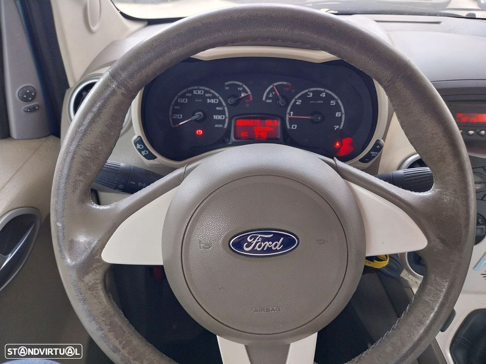 Ford KA 1.2 Titanium - 5