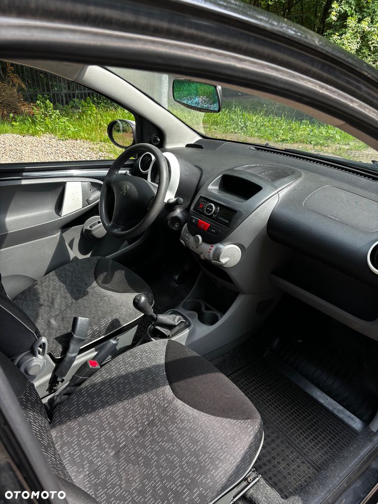 Peugeot 107 1.0 Urban Move - 14