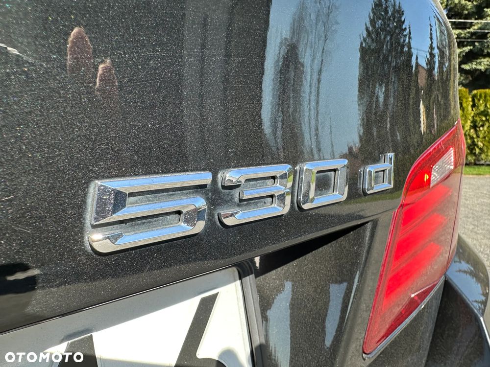 BMW Seria 5 530d xDrive Luxury Line - 12