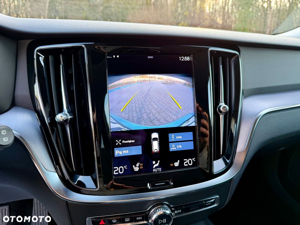 Volvo V60 B4 D Geartronic Momentum - 20