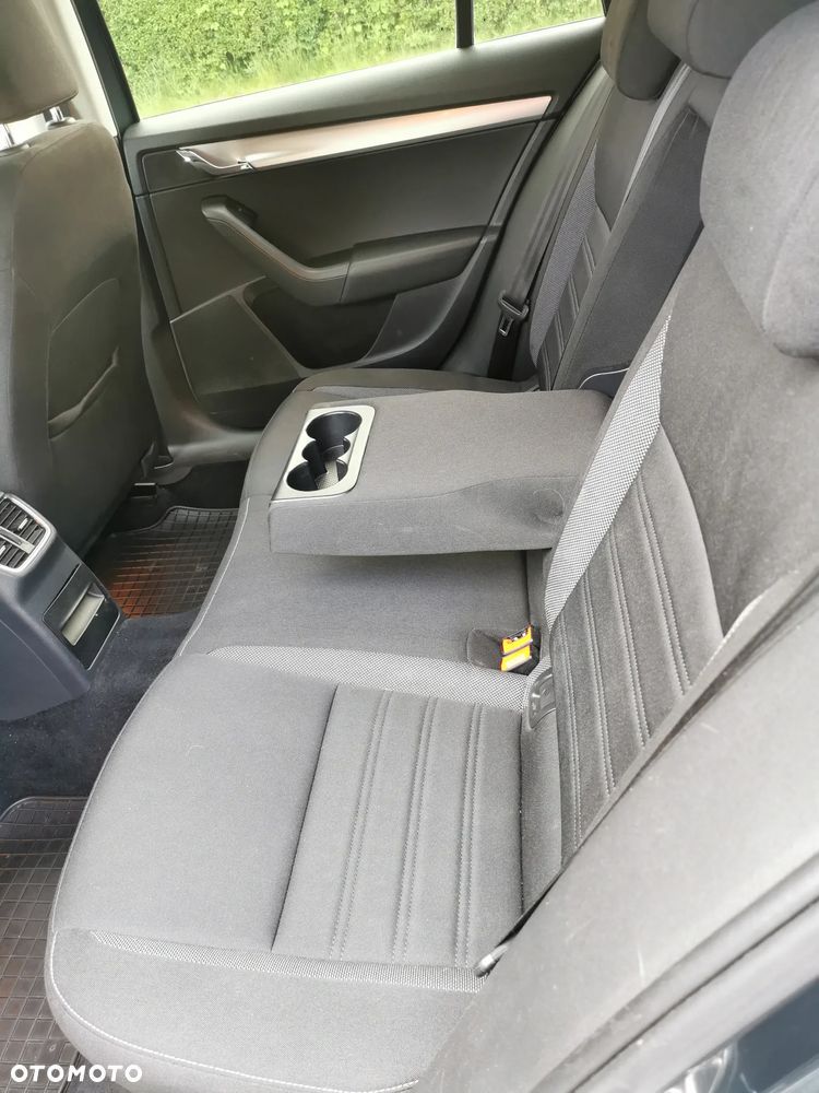 Skoda Octavia 1.6 TDI Ambition - 13