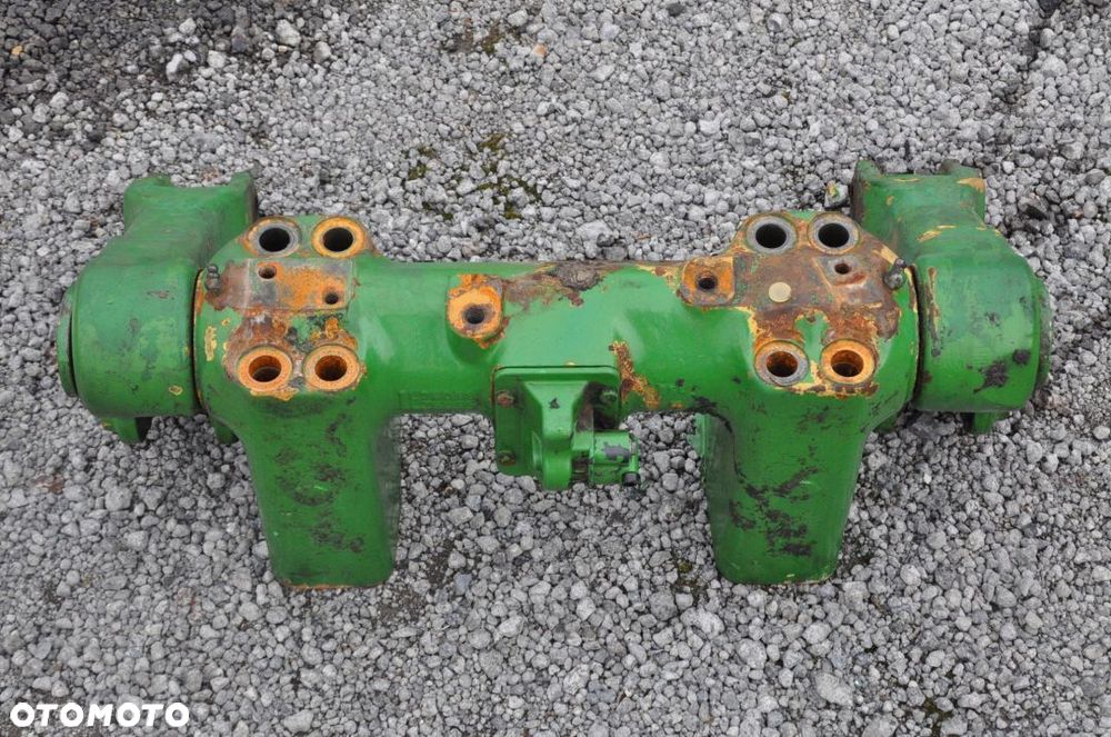 PODNOŚNIK WAŁEK RAMIONA PODNOŚNIKA JOHN DEERE 6600 - 2