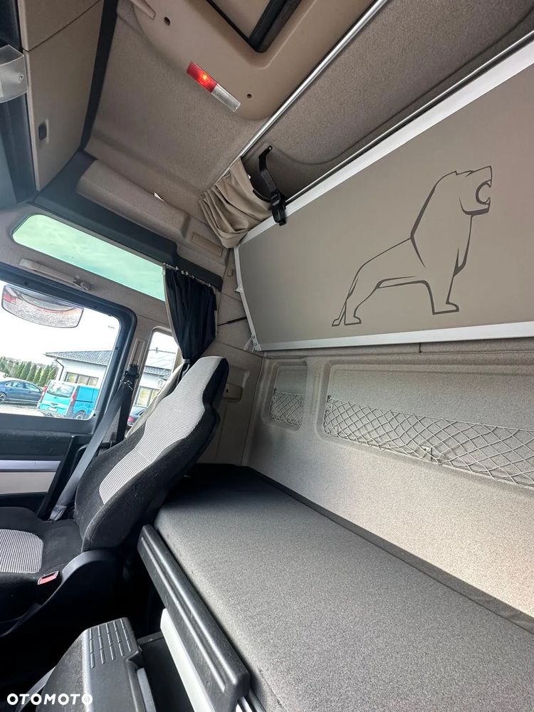 MAN XXL - 10