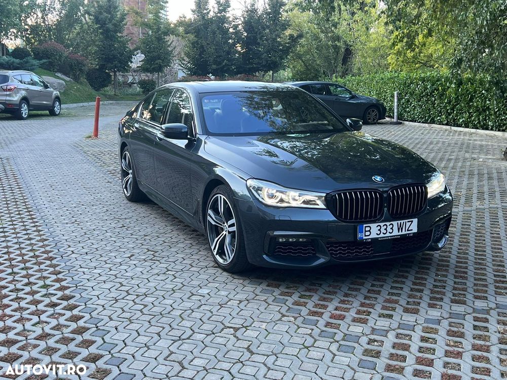 BMW Seria 7 750i xDrive Edition Exclusive - 2