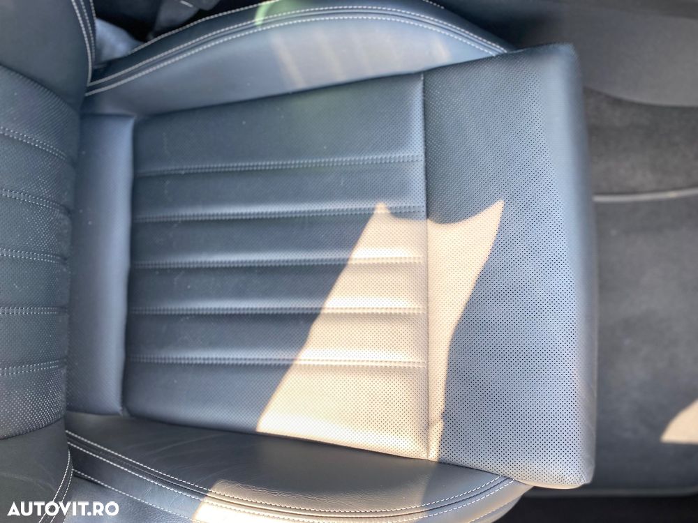 Skoda Superb 2.0 TDI 4X4 DSG L&K - 16