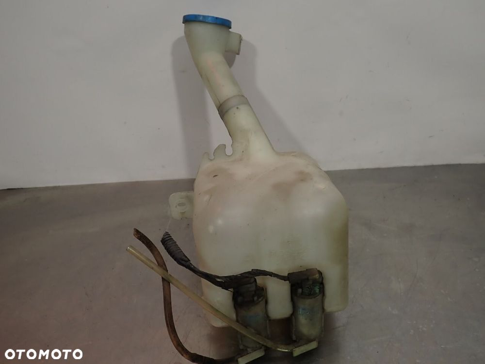 ZBIORNICZEK SPRYSKIWACZY HONDA JAZZ II LIFT 2224636-A  2224631-A - 2