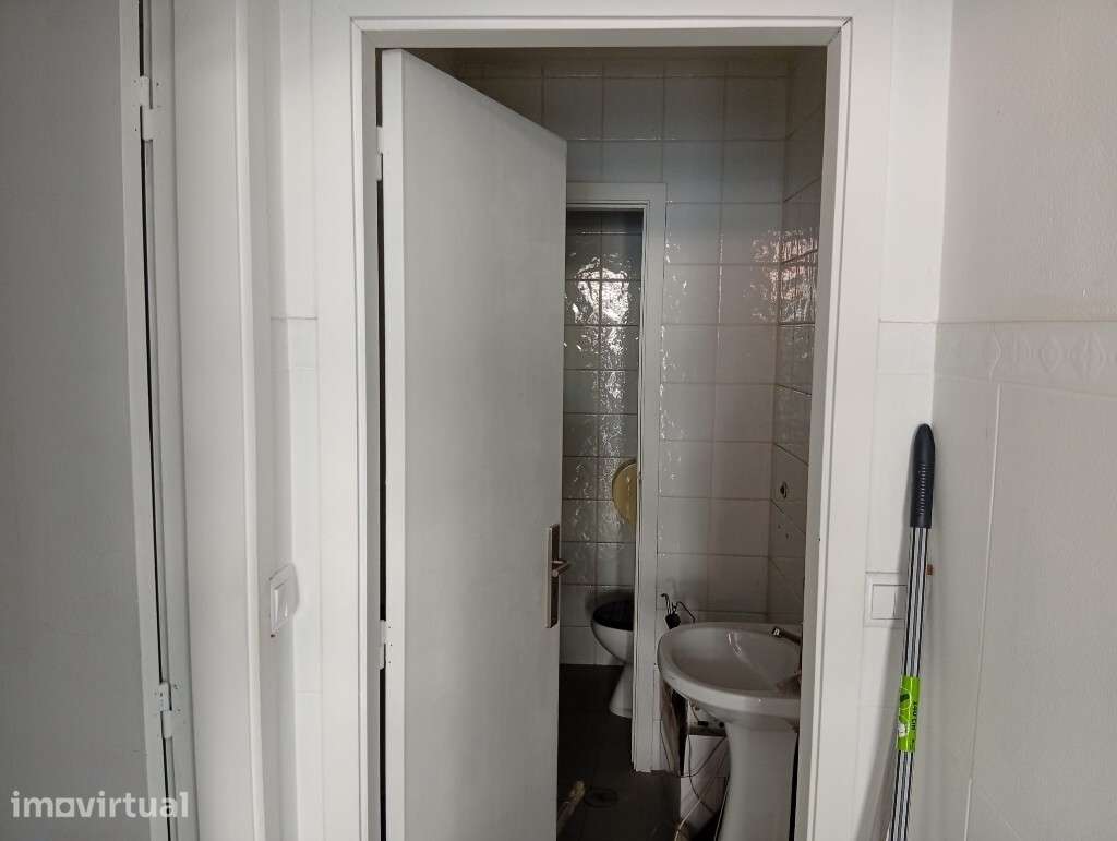 Loja Comercial - Ferreiros - Braga - Grande imagem: 4/10