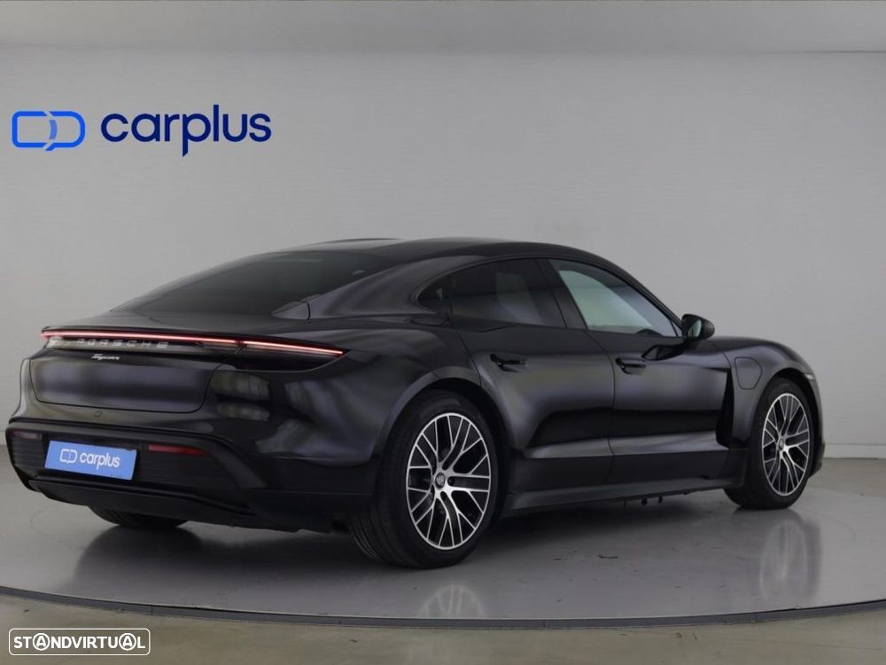 Porsche Taycan — fotografia 7