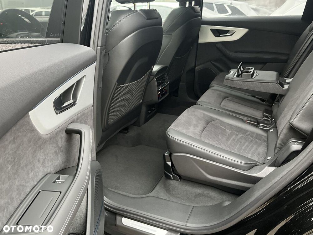 Audi Q7 - 35