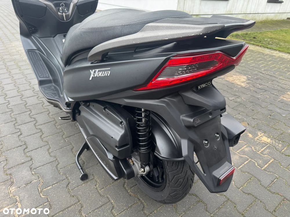 Kymco X-Town - 16