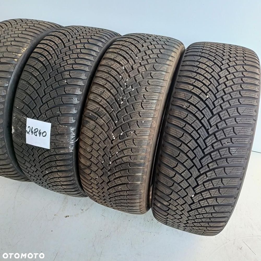 OPONY 235/40/20 4szt PIRELLI 8mm 2025 JAK NOWE (24840) - 2