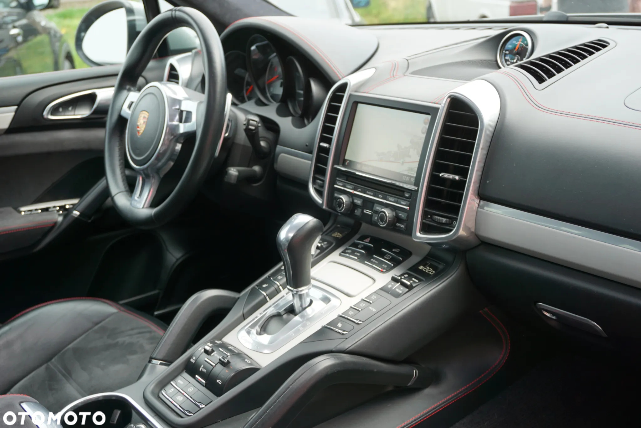 Porsche Cayenne GTS Tiptronic S - 23