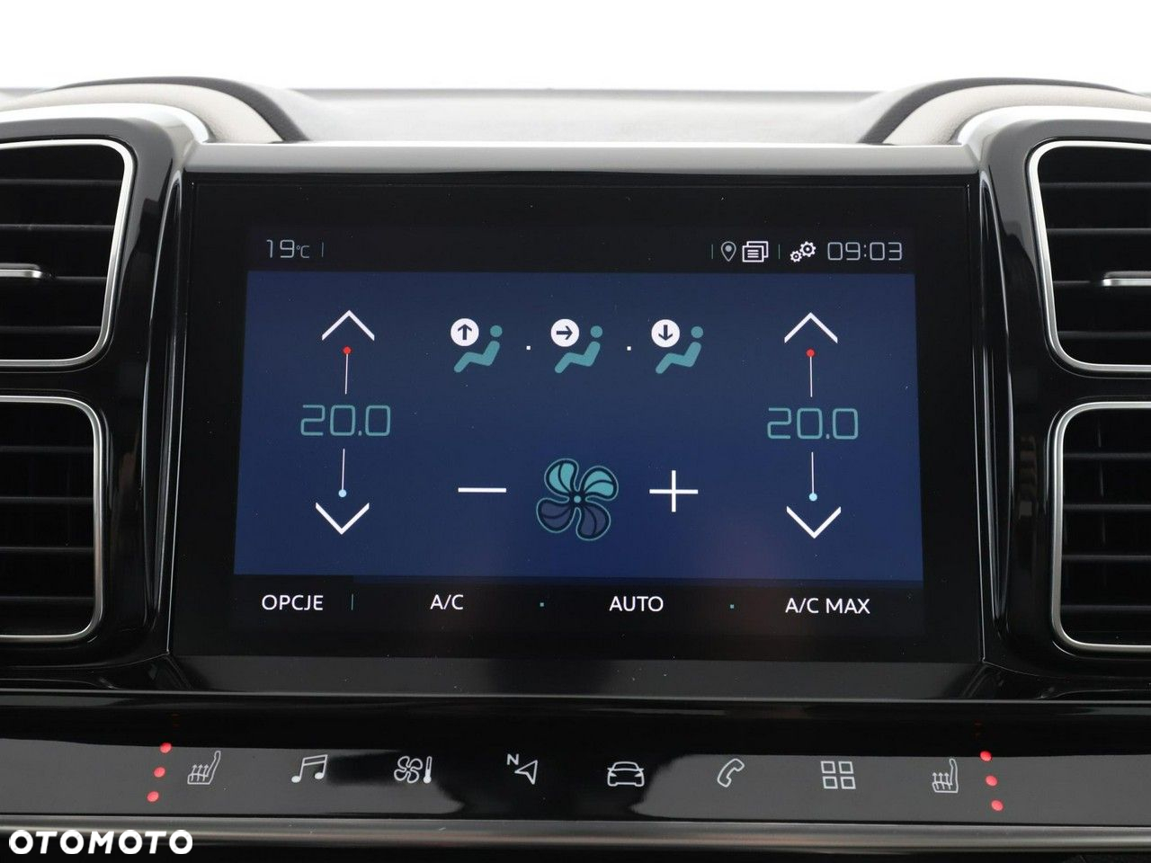 Citroën C5 Aircross Hybrid 225 e.EAT8 SHINE PACK - 28