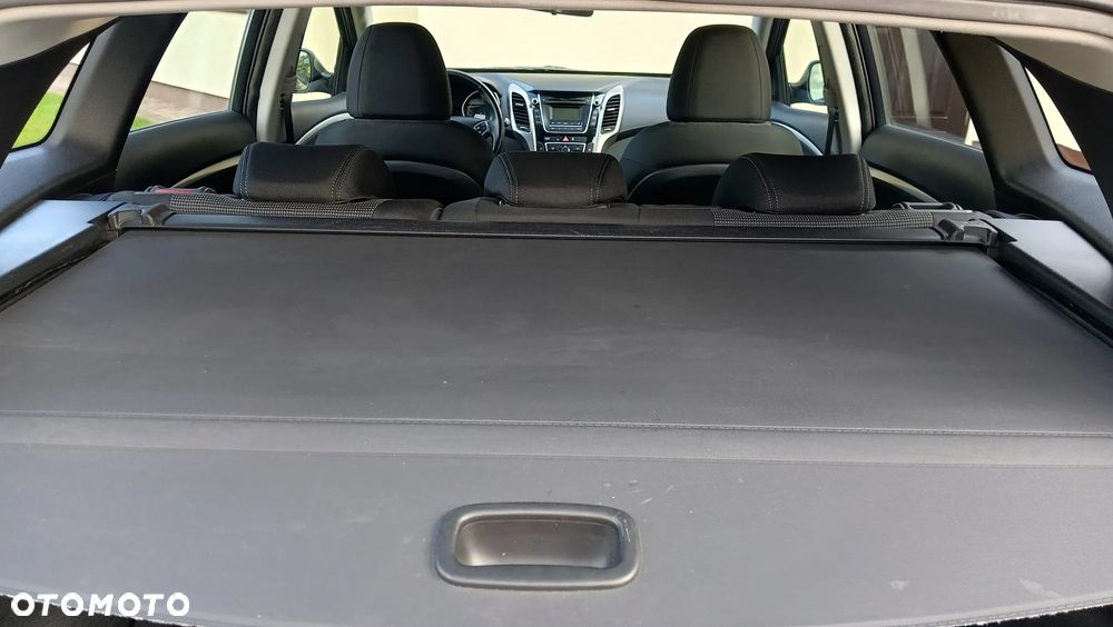 Hyundai i30 1.6 Comfort - 21