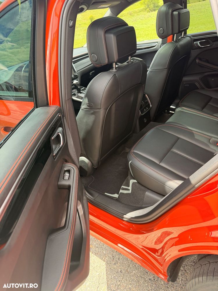 Porsche Macan T - 18