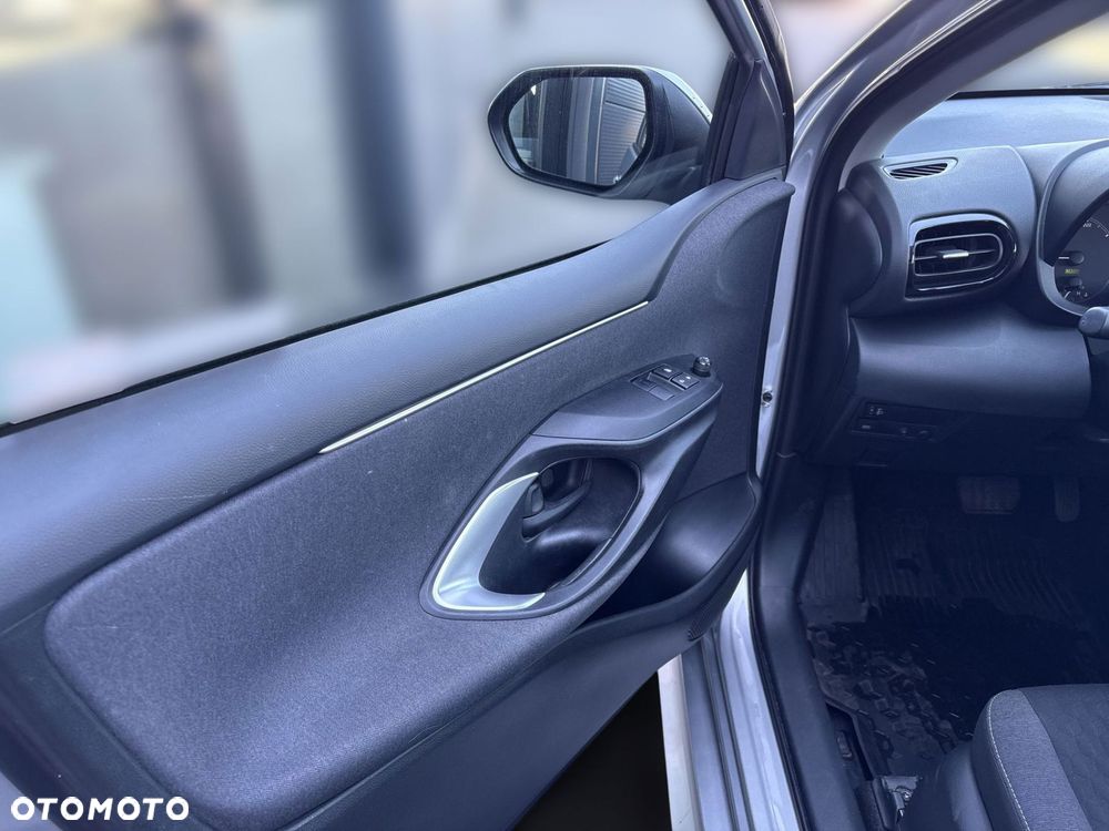 Toyota Yaris Hybrid 1.5 Comfort - 10