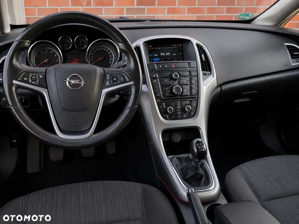 Opel Astra 1.4 T Cosmo - 6