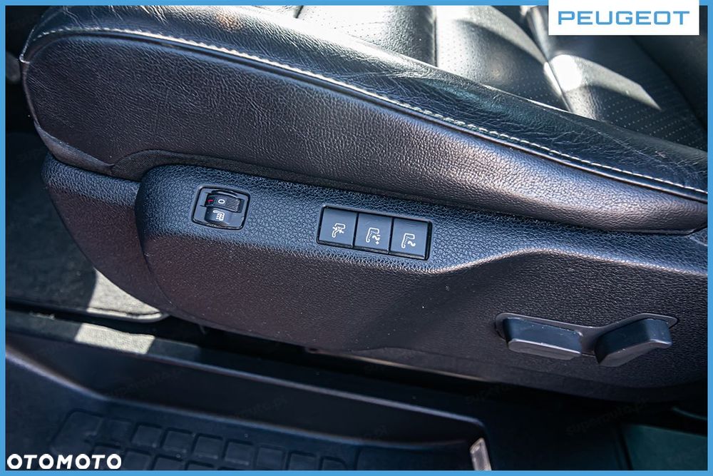 Peugeot Traveller - 16