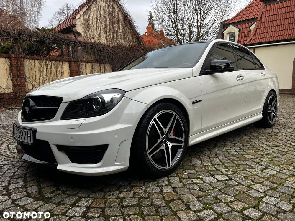 Mercedes-Benz Klasa C 63 AMG 7G-TRONIC SPORT EDITION - 5