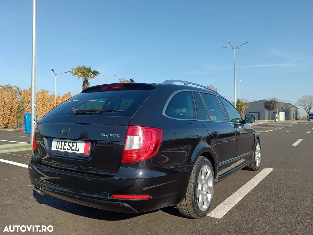Skoda Superb 2.0 TDI Elegance - 36