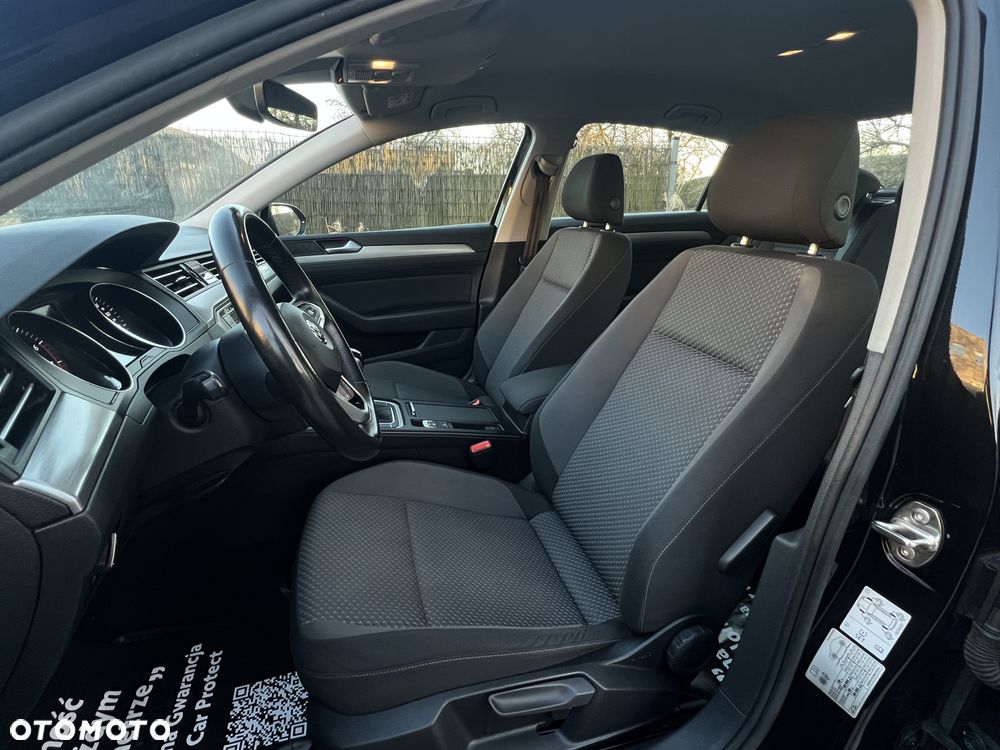 Volkswagen Passat 1.5 TSI EVO Essence - 13
