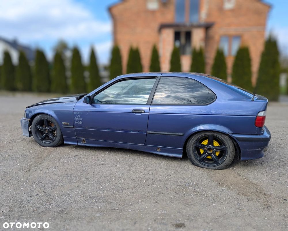 BMW E36 Compact 316i na części - 4