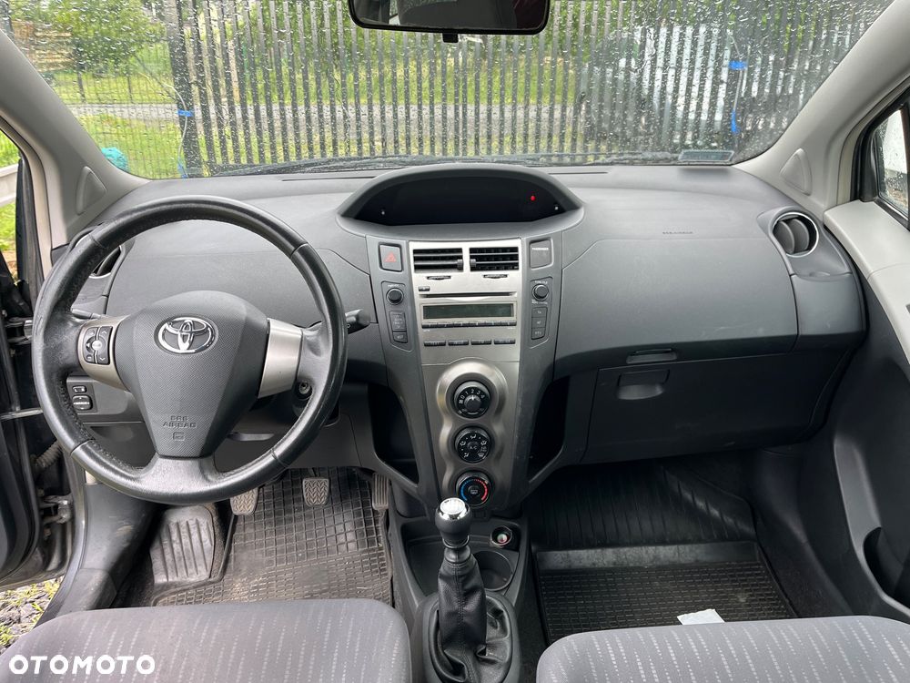 Toyota Yaris 1.4 D-4D Luna A/C - 7