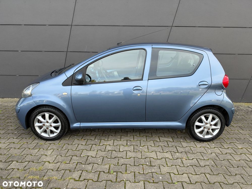 Toyota Aygo - 11