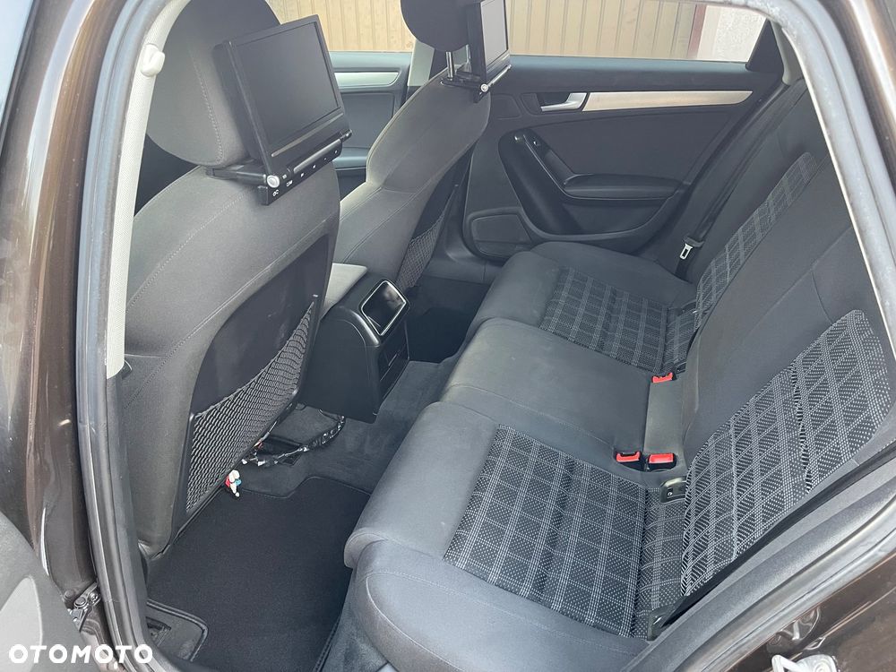 Audi A4 Avant 1.8 TFSI Ambiente - 17
