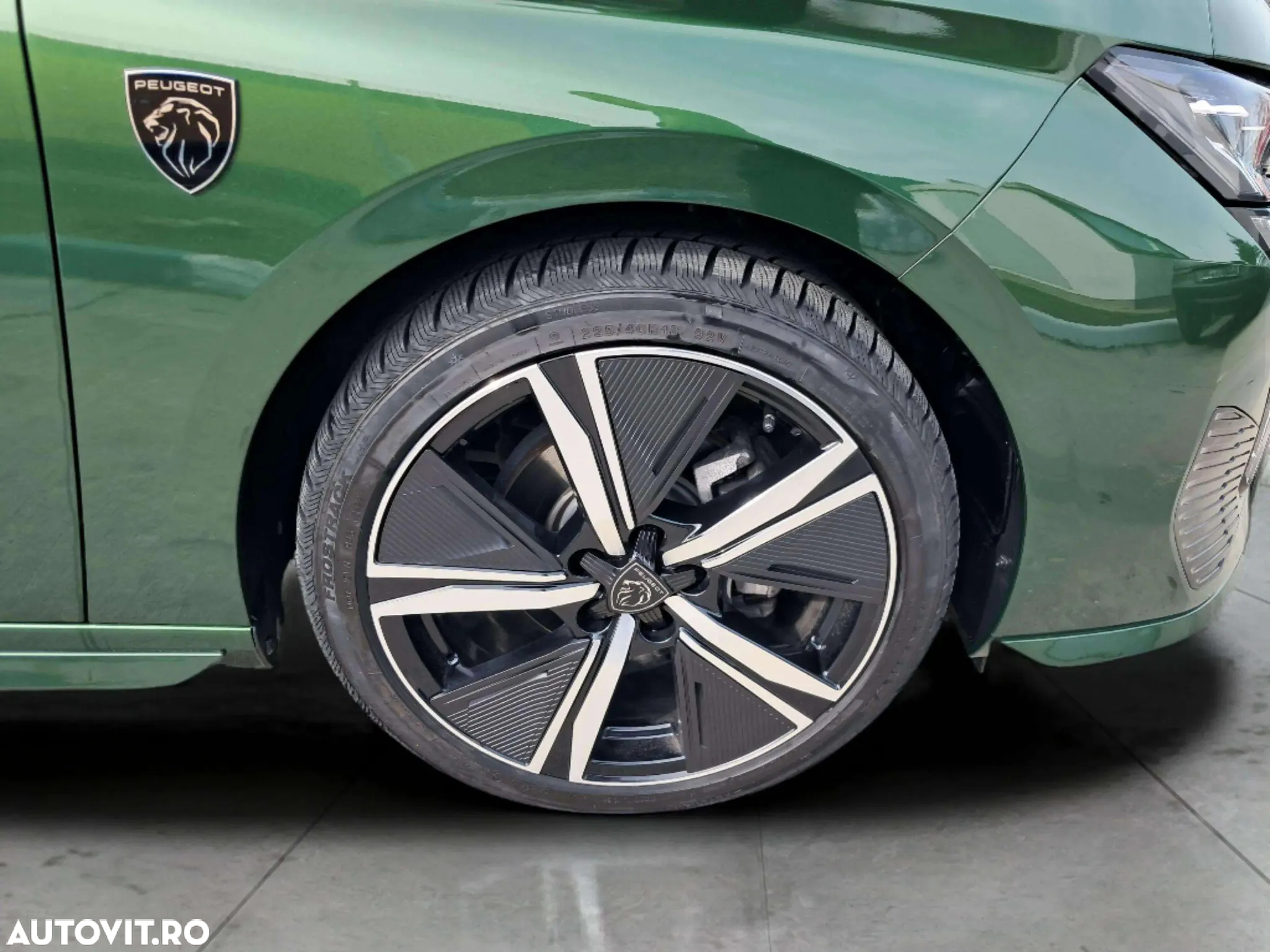 Peugeot 308 1.2L PureTech 130 S&S EAT8 GT - 22