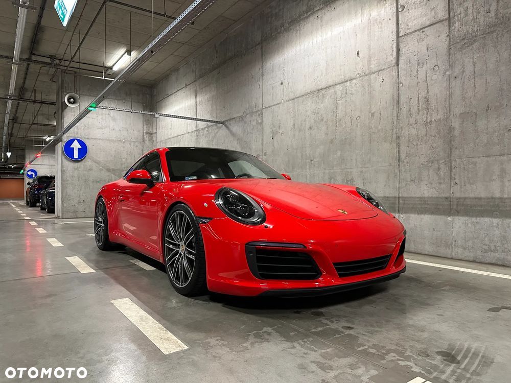 Porsche 911 Carrera S PDK - 8