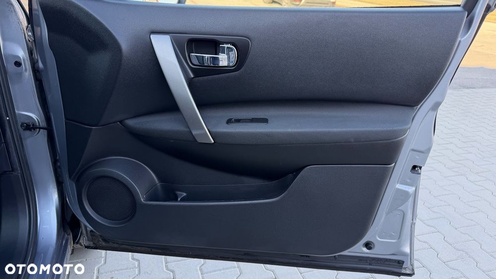 Nissan Qashqai+2 2.0 dCi DPF 4x4 acenta - 23