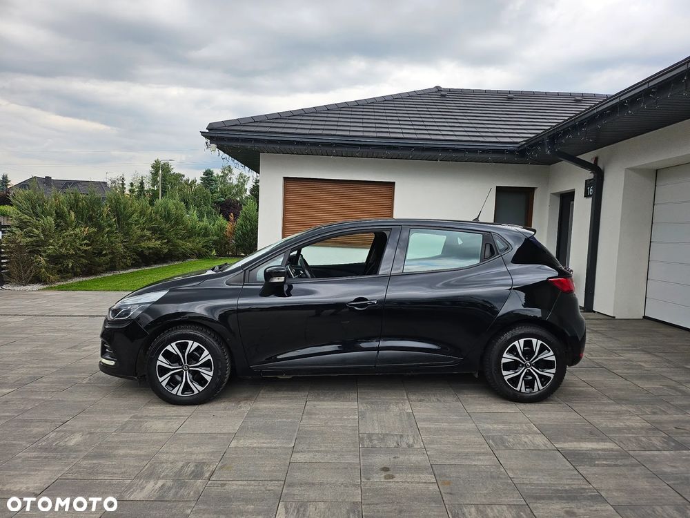 Renault Clio 1.2 16V 75 LIMITED - 14